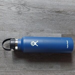 Hydro Flask Navy Blue EUC